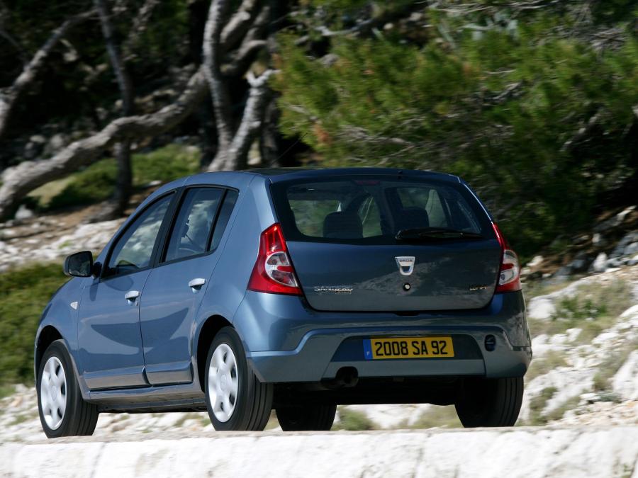  Dacia Sandero 2008 года  (фото 29 из 52)